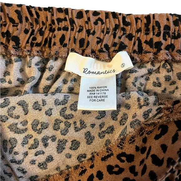Urban Romantics Leopard Print Ruched Skirt Size S | Adjustable Slit Midi - Picture 7 of 8